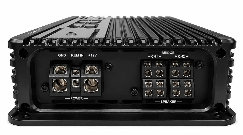 Deaf Bonce Machete Fight 350.4 amplifier, rear panel with power and speaker terminals