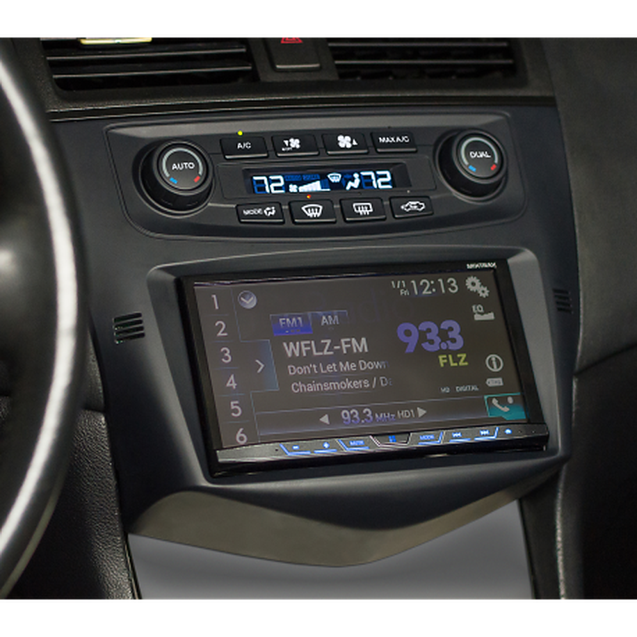 PAC Audio RPK4HD1101, installed dash kit with touchscreen radio and climate controls in vehicle